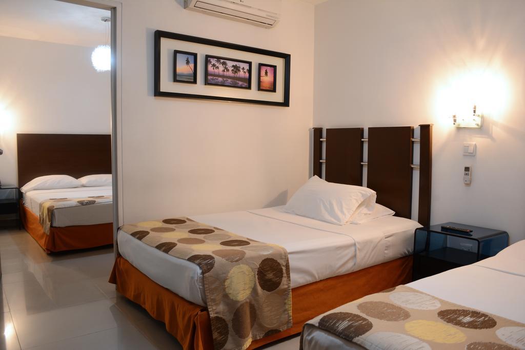 Hotel Calima Real Екстериор снимка